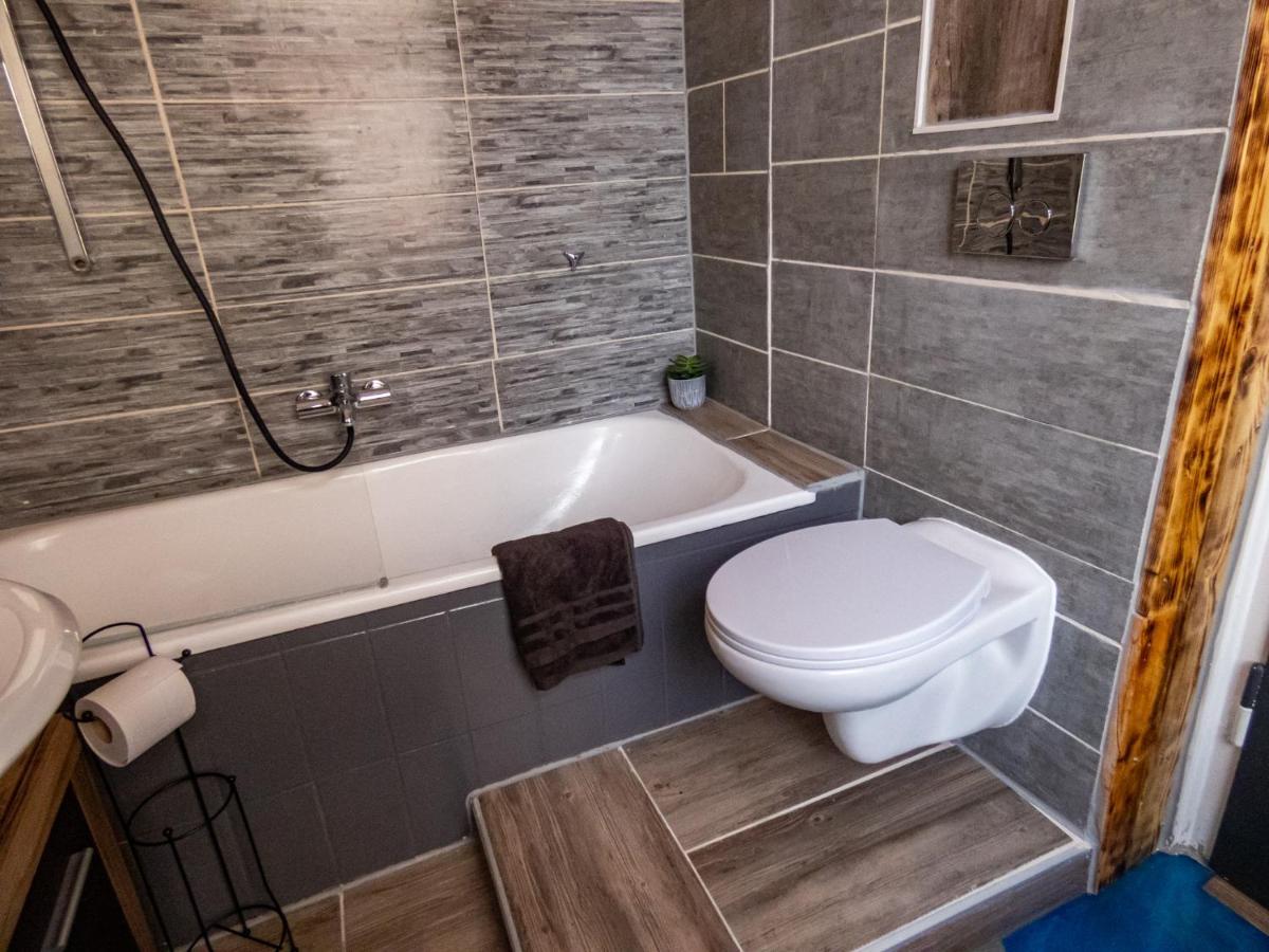 #214 Lux-Flat Im Herzen Von Neuss Mit Netflix & Prime Экстерьер фото